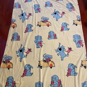 Mo Willems ELEPHANT PIGGIE Plush Berkshire Throw Blanket Pig Book Gerald Kids